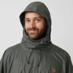 FJÄLLRÄVEN PONCHO 9 FJÄLLRÄVEN PONCHO -Hanwag butikk 5637537623 h poncho fjaellraeven 24